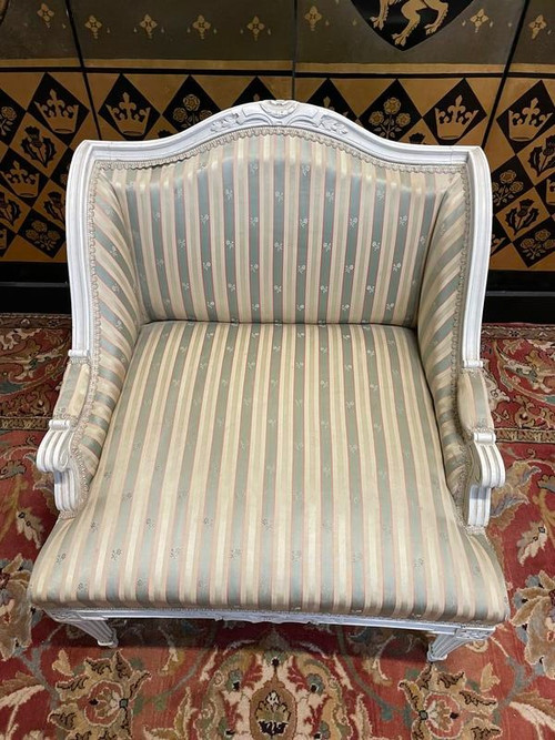 Fauteuil marquise de style Louis XVI