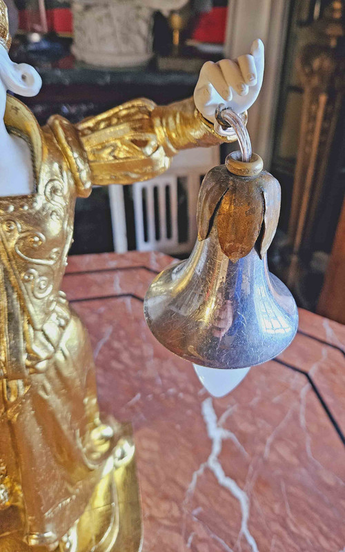 Wichtige Lampe aus vergoldetem Metall und Jugendstil-Keks