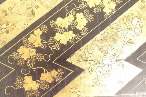 Geschenkbox 126 Perlmutt-Token, lackiertes Holz, vergoldet, japanisches Monogramm, 19. Jahrhundert