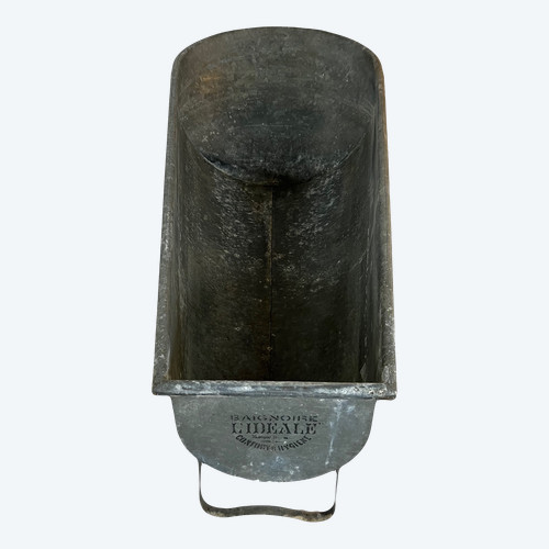 Alte Zinkbadewanne L’Idéale