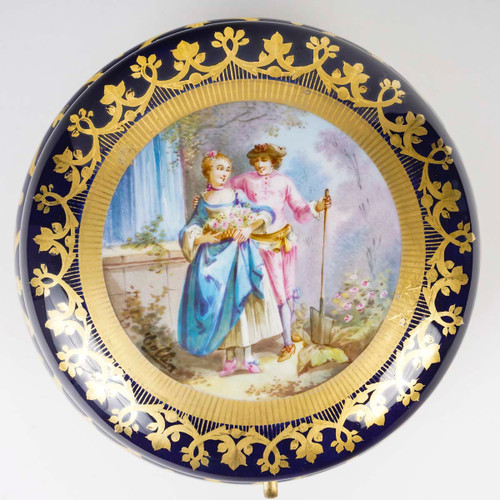 Bellissima scatola di caramelle in porcellana di Sèvres, fine del XIX secolo