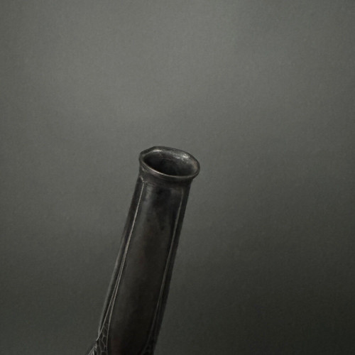 Paire de vases Art Nouveau en métal argenté dinanderie 1900 par Orivit