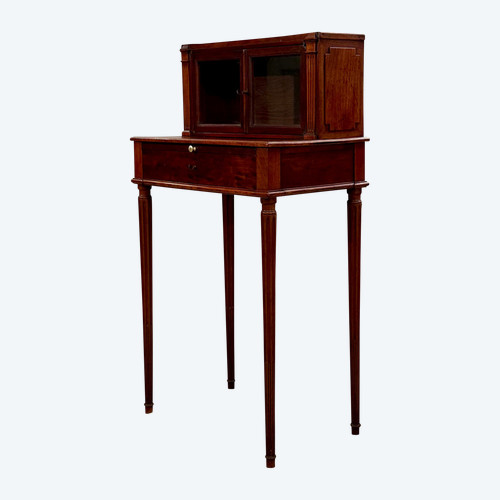 Petit Bonheur Du Jour En Acajou d'Epoque Louis XVI Vers 1780