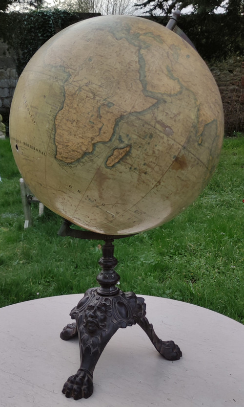 Old terrestrial globe J. LEBEGUE & Cie cast iron base
