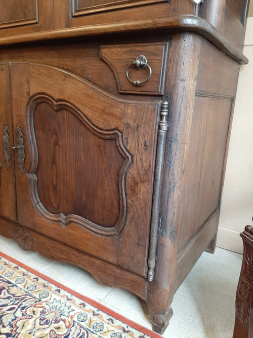 Buffet de Chasse Double-Corps en Châtaignier - Epoque XVIIIème