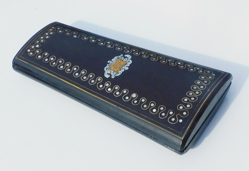 coffret nécessaire de couture Ciseaux à Broder broderie Anciens dentelle En Acier gravé Napoléon III