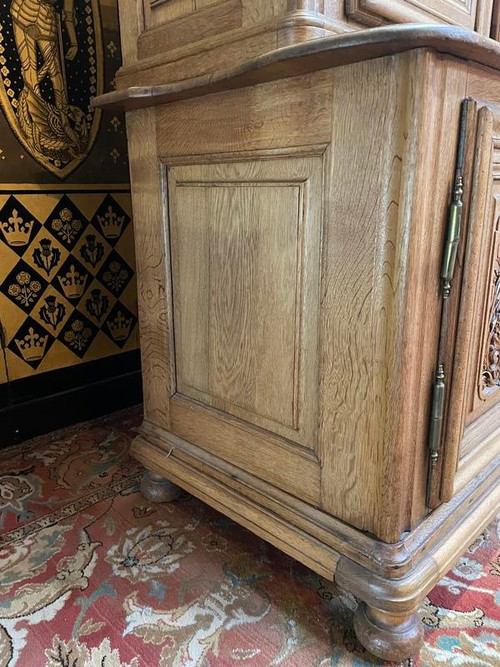 Zweiteiliges Renaissance-Sideboard aus geschnitzter Eiche