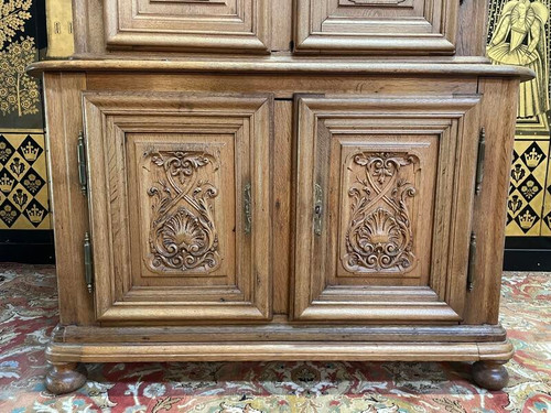 Zweiteiliges Renaissance-Sideboard aus geschnitzter Eiche
