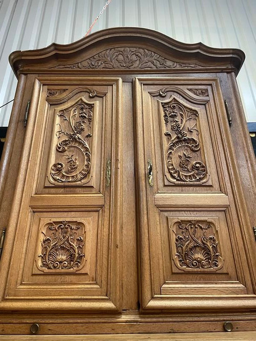 Zweiteiliges Renaissance-Sideboard aus geschnitzter Eiche