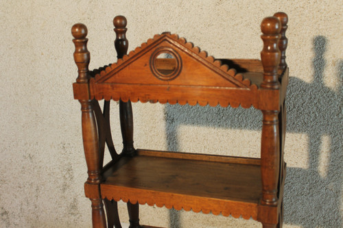 Petite étagère ou verriot en bois fruitier époque 19ème Origine Provence