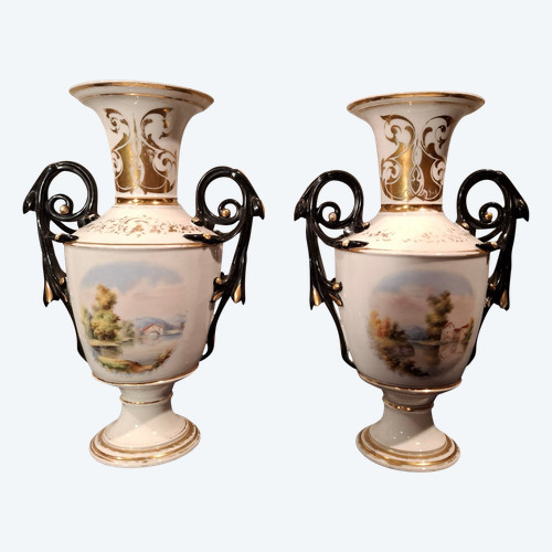 Pair of Paris porcelain baluster vases, Napoleon III period.