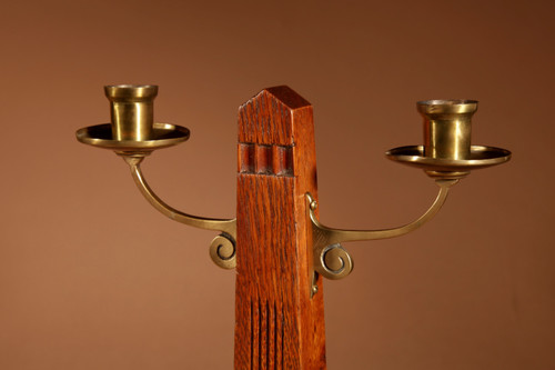 Art Nouveau/Déco Gustav Serrurier-Bovy (1858-1910) Une rare garniture d'horloge en chêne et laiton, 
