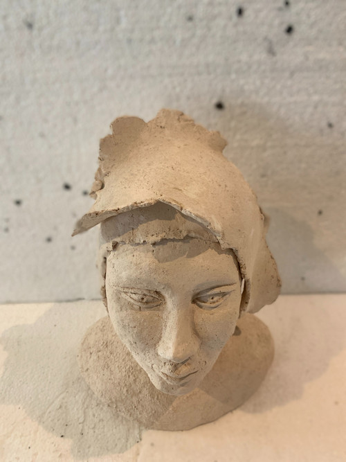 Busto femminile in terracotta bianca XX secolo