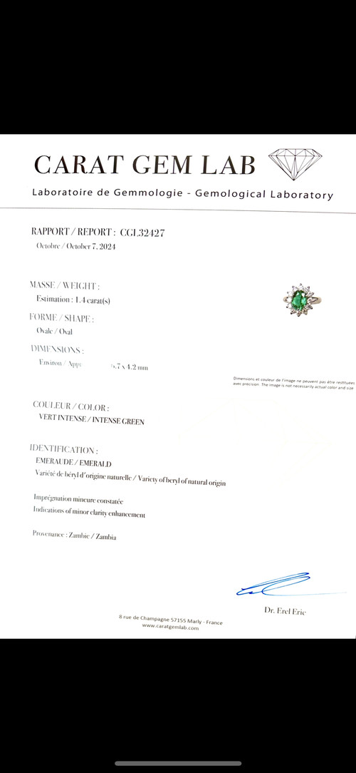 Ring Smaragd Und Diamanten. Zertifikat.