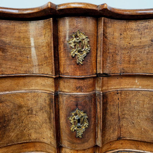 18th century walnut crossbow chest of drawers