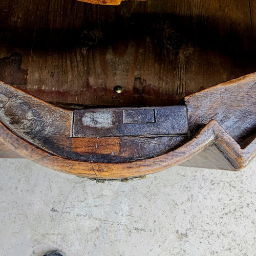 18th century walnut crossbow chest of drawers