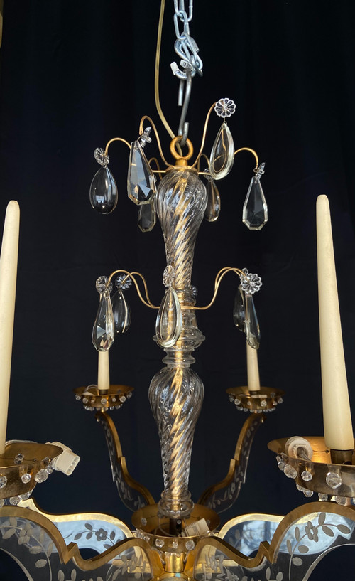 Pair Of Chandeliers In The Gout Rings