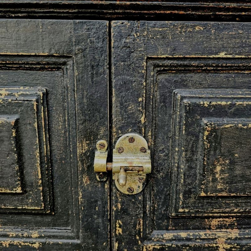 Cassettone del XIX secolo con piano in marmo