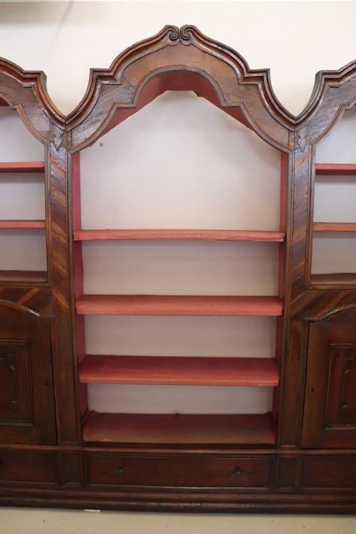 Libreria in noce, fine XVII secolo