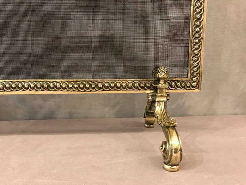 Beautiful Louis XVI style bronze fireplace screen from the 19th century.