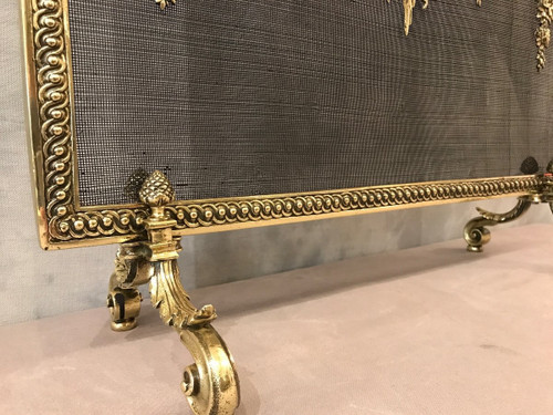 Beautiful Louis XVI style bronze fireplace screen from the 19th century.