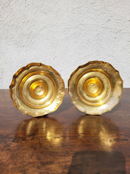 Coppia di candelieri al mercurio in bronzo dorato, XIX secolo