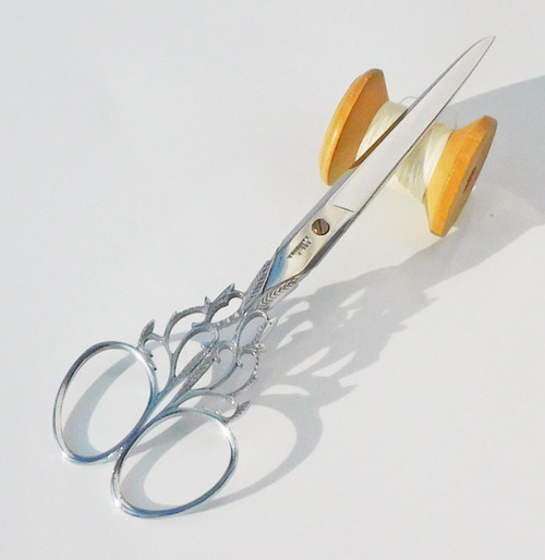 Pair De Ciseaux De Lingère Couture Signée Dentelle d'Acier Art Nouveau fin XIXe Début XXe