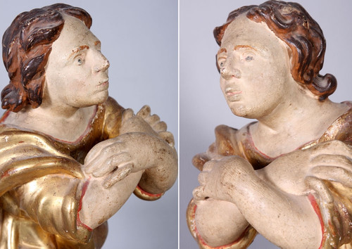 Grande sculpture en bois doré du 18 ème siècle, Saint agenouillé