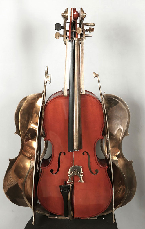ARMAN 1928/2005, in the series “Destruction” the cello, 120 cm