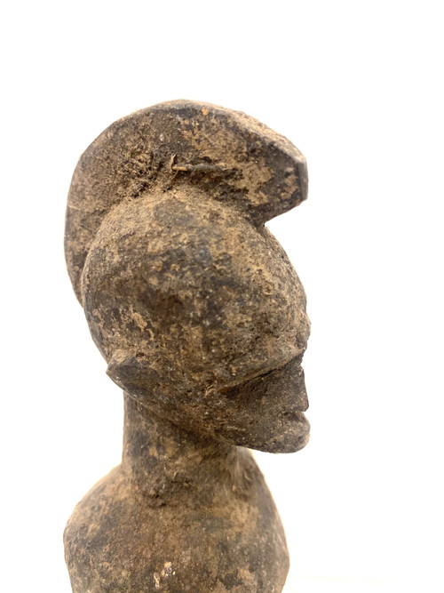LOBI altar statue