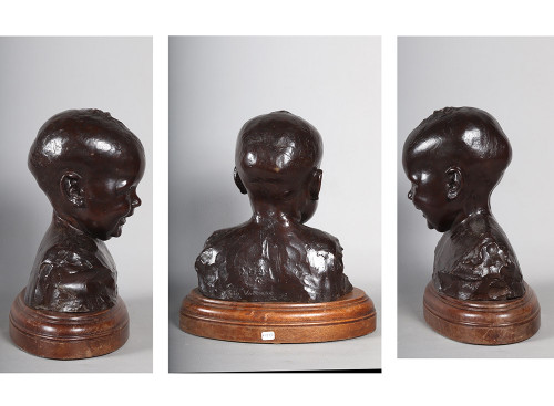 Bronzo inizi del XX secolo, firmato Vito VACCARO 1887/1960, Busto di Bambino