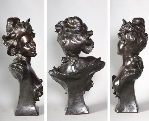 Bronzo XIX secolo, 63 cm, firmato: Charles Théodore PERRON 1862/1934, Busto di donna Scuola francese del XIX secolo