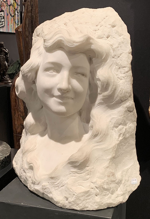 Carrara-Marmor um 1900, von Etienne LENHOIR tätig um 1880/1910, junge Frau 
