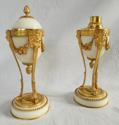 Pair of cassolettes with inverted candlesticks in gilded bronze and marble, Louis XVI style