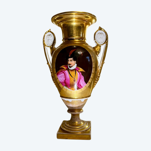 Vaso in porcellana di Parigi del periodo della Restaurazione o Luigi Filippo, decorato a mano.