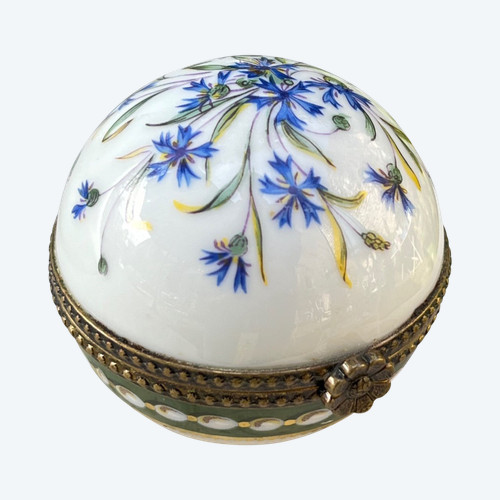 Boîte à bijoux « à perles et barbeaux » ancienne manufacture royale Limoges 