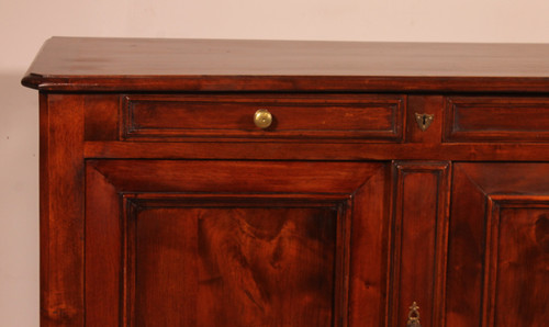 Buffet in noce del XIX secolo
