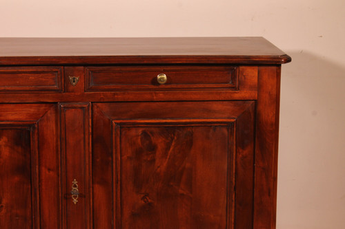 Buffet in noce del XIX secolo