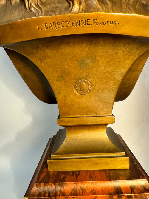 "Carino" H43 Busto di giovane donna in bronzo E. Aizelin, Barbedienne, Colas.