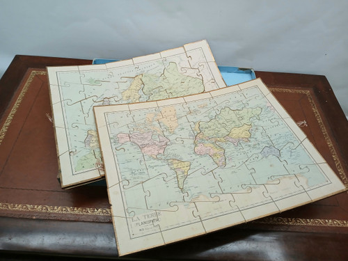 Atlas géographique en puzzle