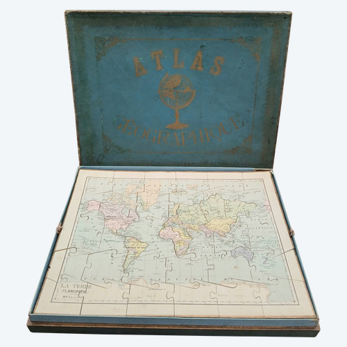 Atlas géographique en puzzle