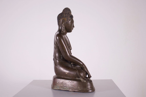 Burmese bronze Buddha, Mandalay period.