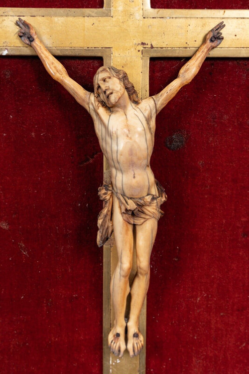 17th century crucifix hand carved gilded wooden frame decorated with flowers