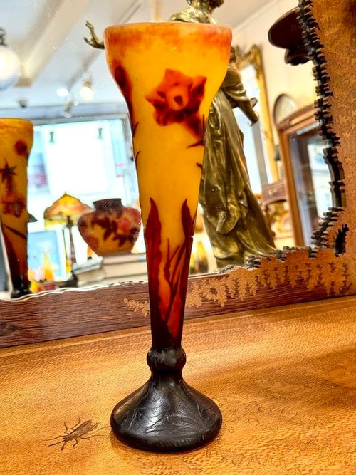 Daum Nancy Vase "Fleurs de tabac"