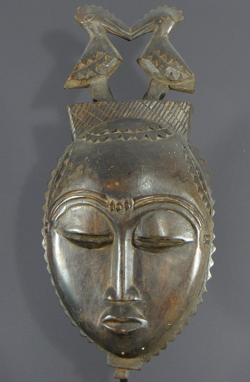 Côte d'Ivoire, Peuple Yaouré, Vers 1950, Masque De Danse Anthropomorphe Société "dyé" .