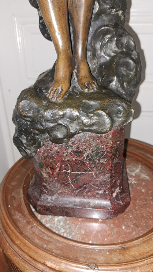 Sculpture signed A. Bacherini Female nude in Bronze