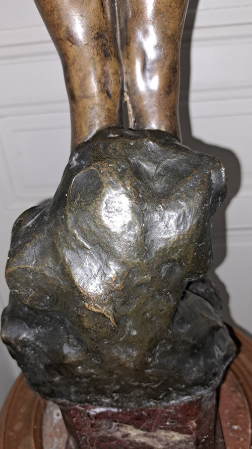 Sculpture signed A. Bacherini Female nude in Bronze