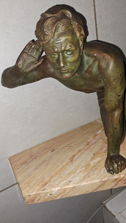 Grande scultura in ghisa del cacciatore che osserva - Art Déco firmata Ugo Cipriani (1887-1960)