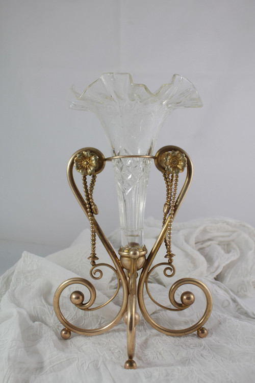 Hornvase aus Glas und vergoldeter Metallfassung um 1900