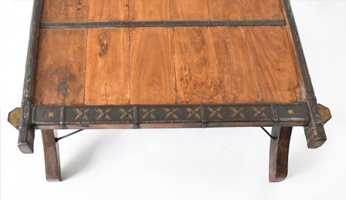 Table basse selle pour éléphant en bois et métal